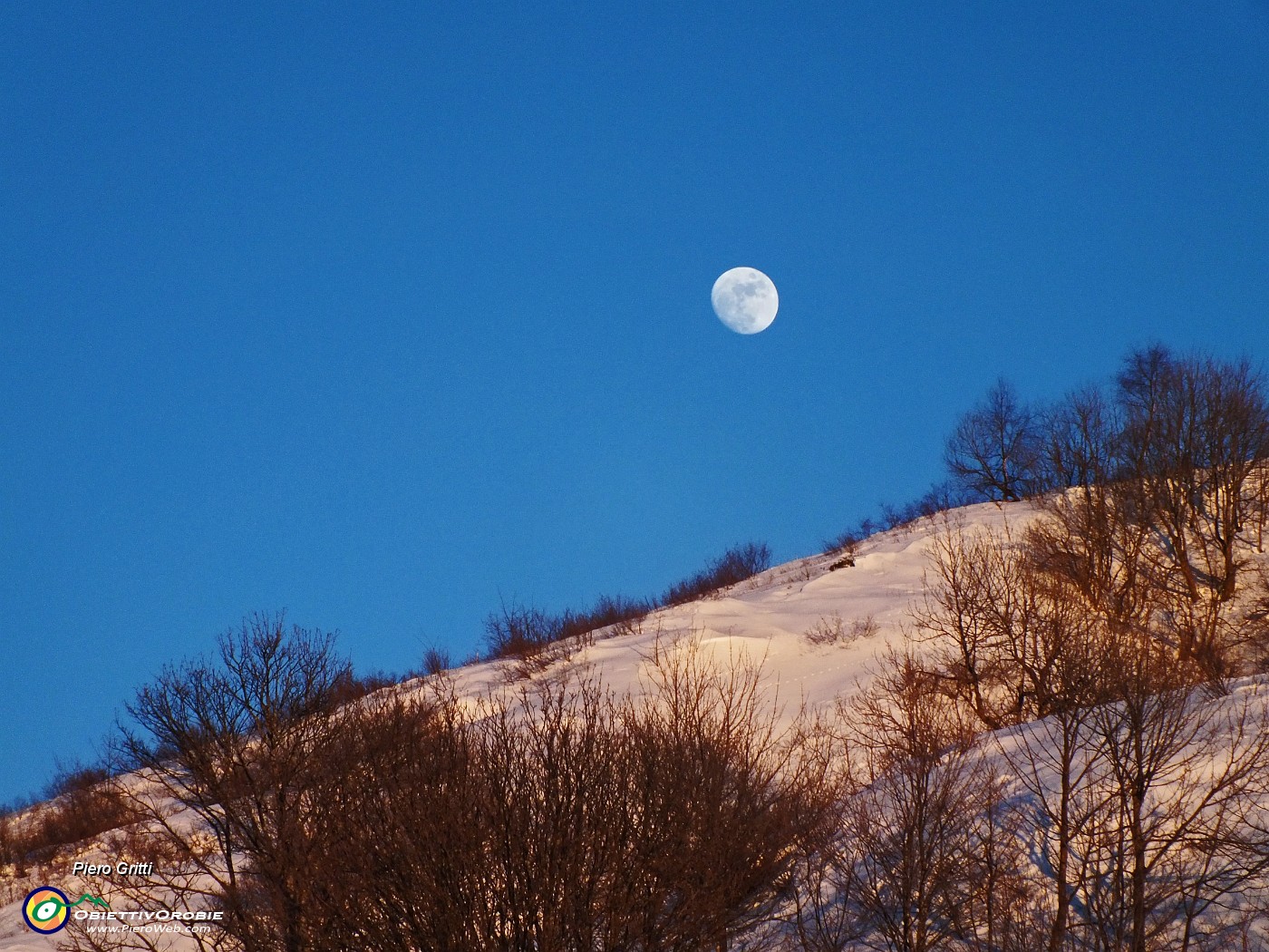 91 Spunta la luna dal monte.JPG